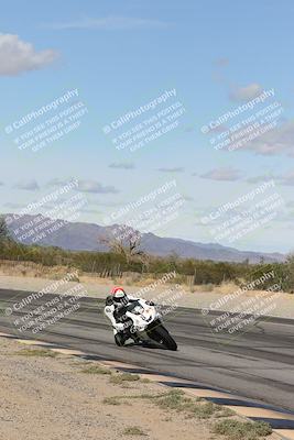 media/Nov-16-2025-Race Pace (Sun) [[8c5fa54630]]/Verified Riders/4-Turn 3 Inside (1050am)/